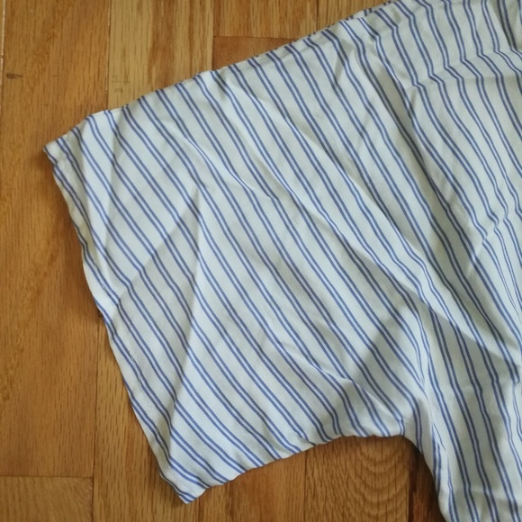 NEW Short Sleeved Backless V-Neck Summer Romper - Picture 4 of 6